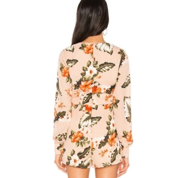 SUPERDOWN Revolve Ilah Surplice Floral VNeck Longsleeve Romper - Picture 4 of 14